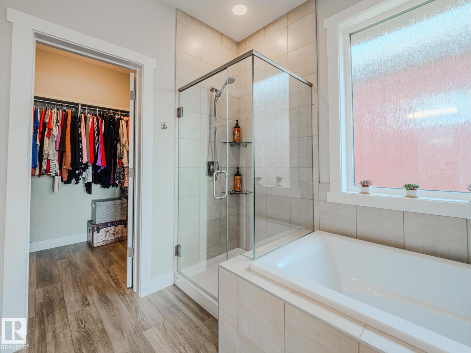 153 RANKIN DR, St. Albert