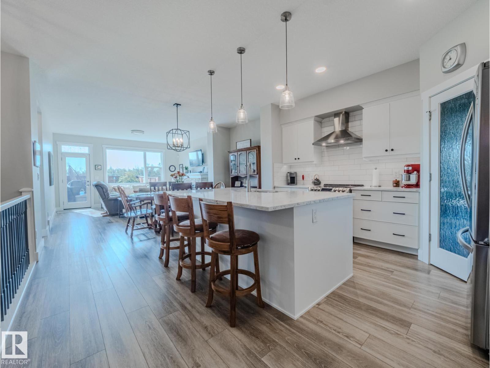 153 RANKIN DR, St. Albert