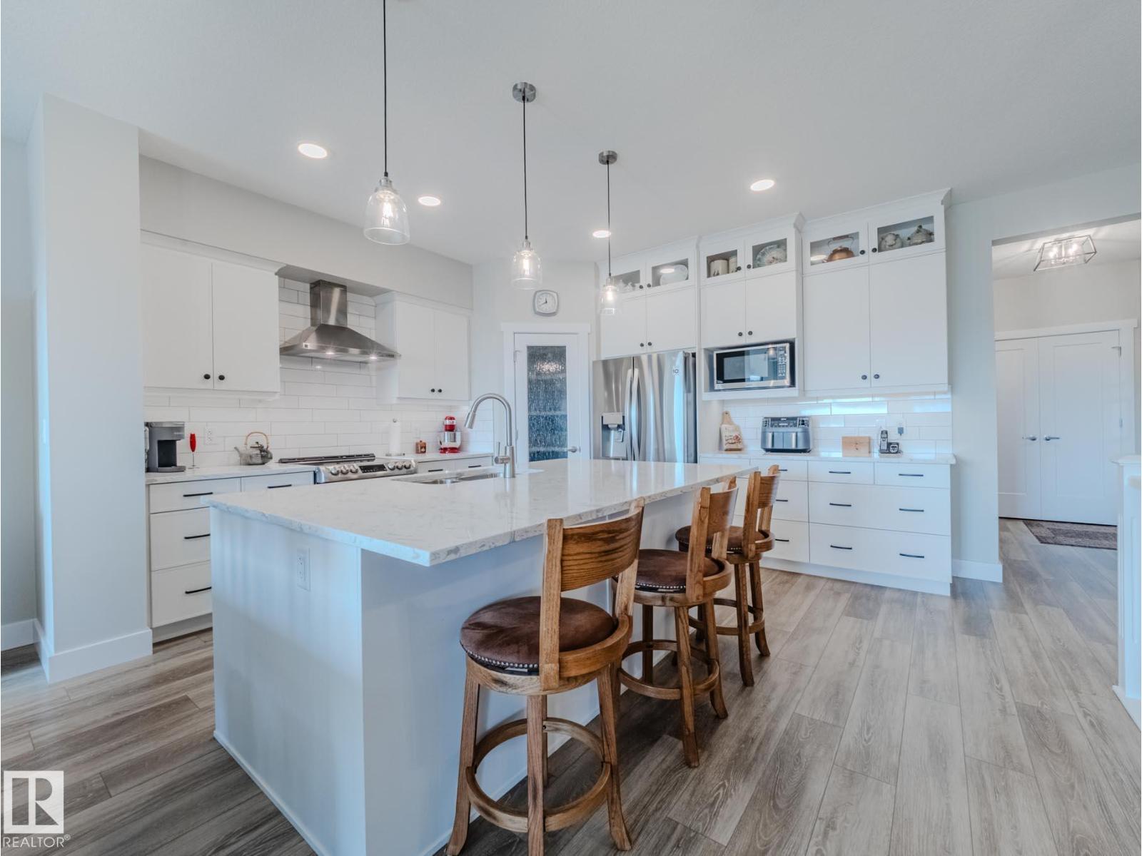 153 RANKIN DR, St. Albert