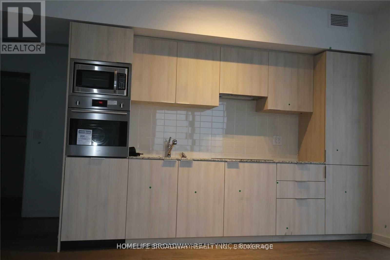 #5708 11 WELLESLEY STREET W - 2