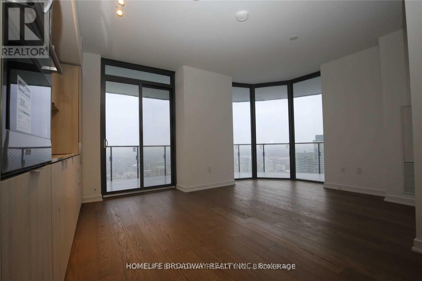 #5708 11 WELLESLEY STREET W - 4