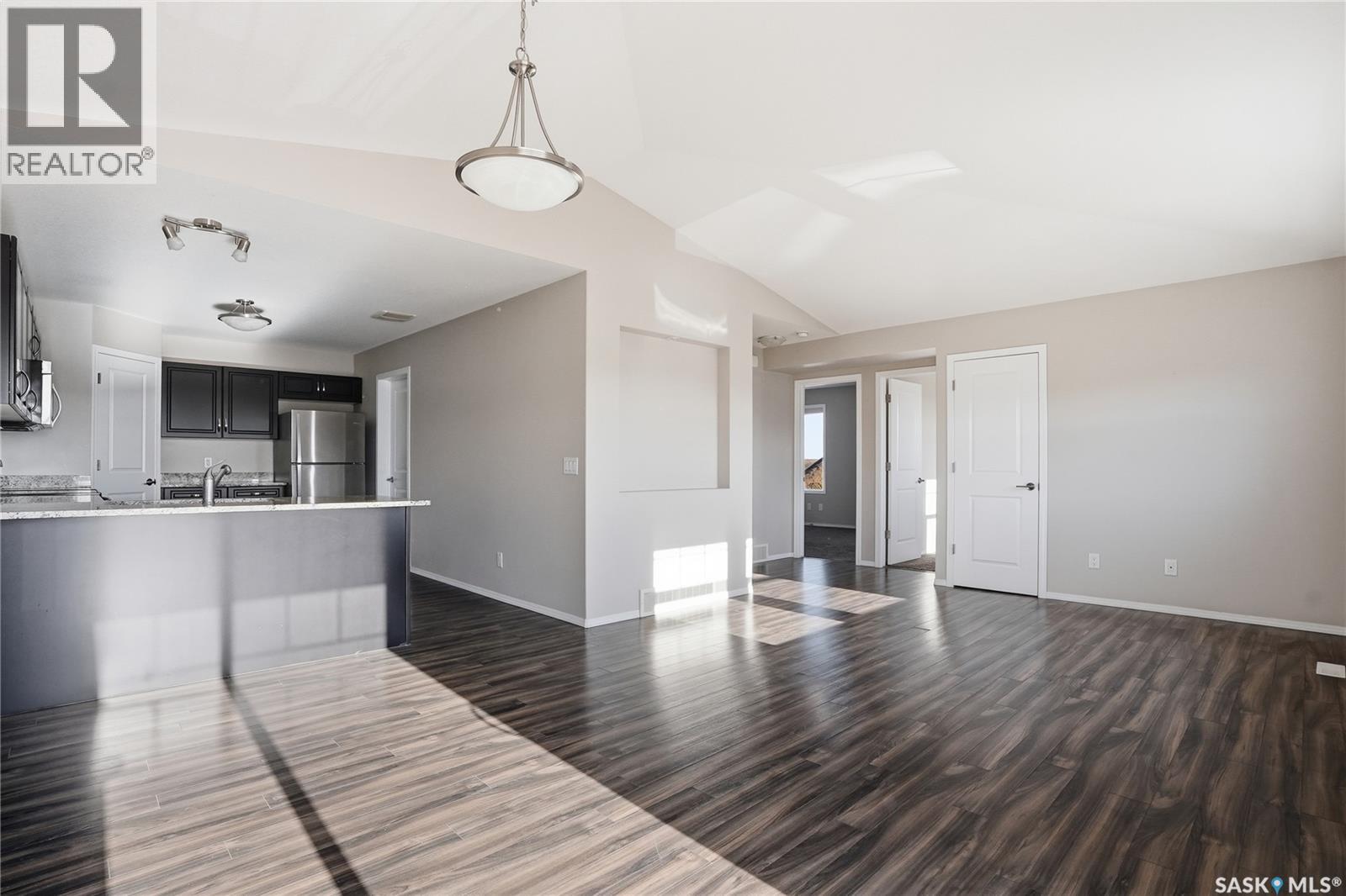 #331 100 Chaparral BOULEVARD - 11