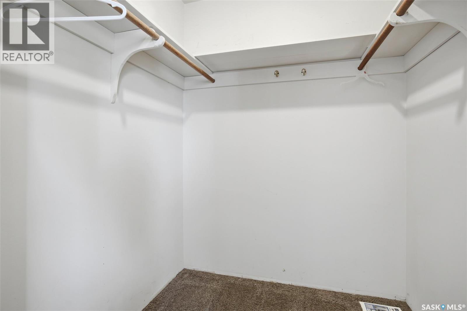 3413 Balfour STREET - 18