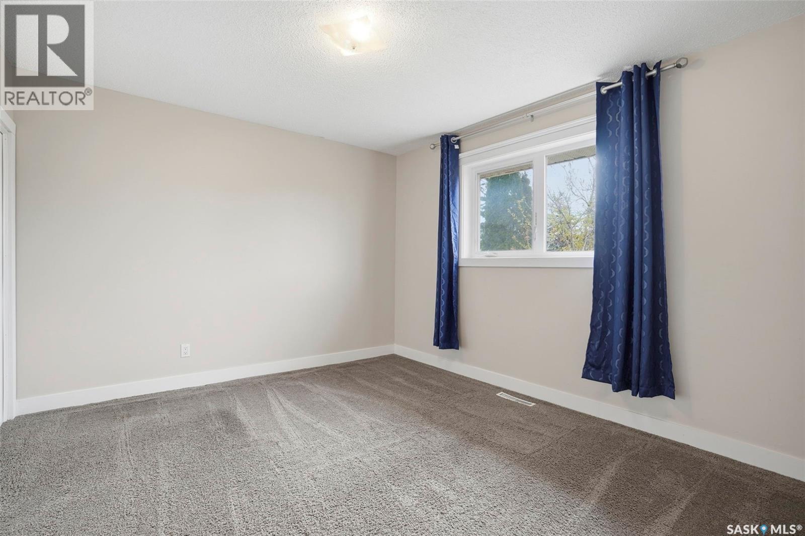 3413 Balfour STREET - 20