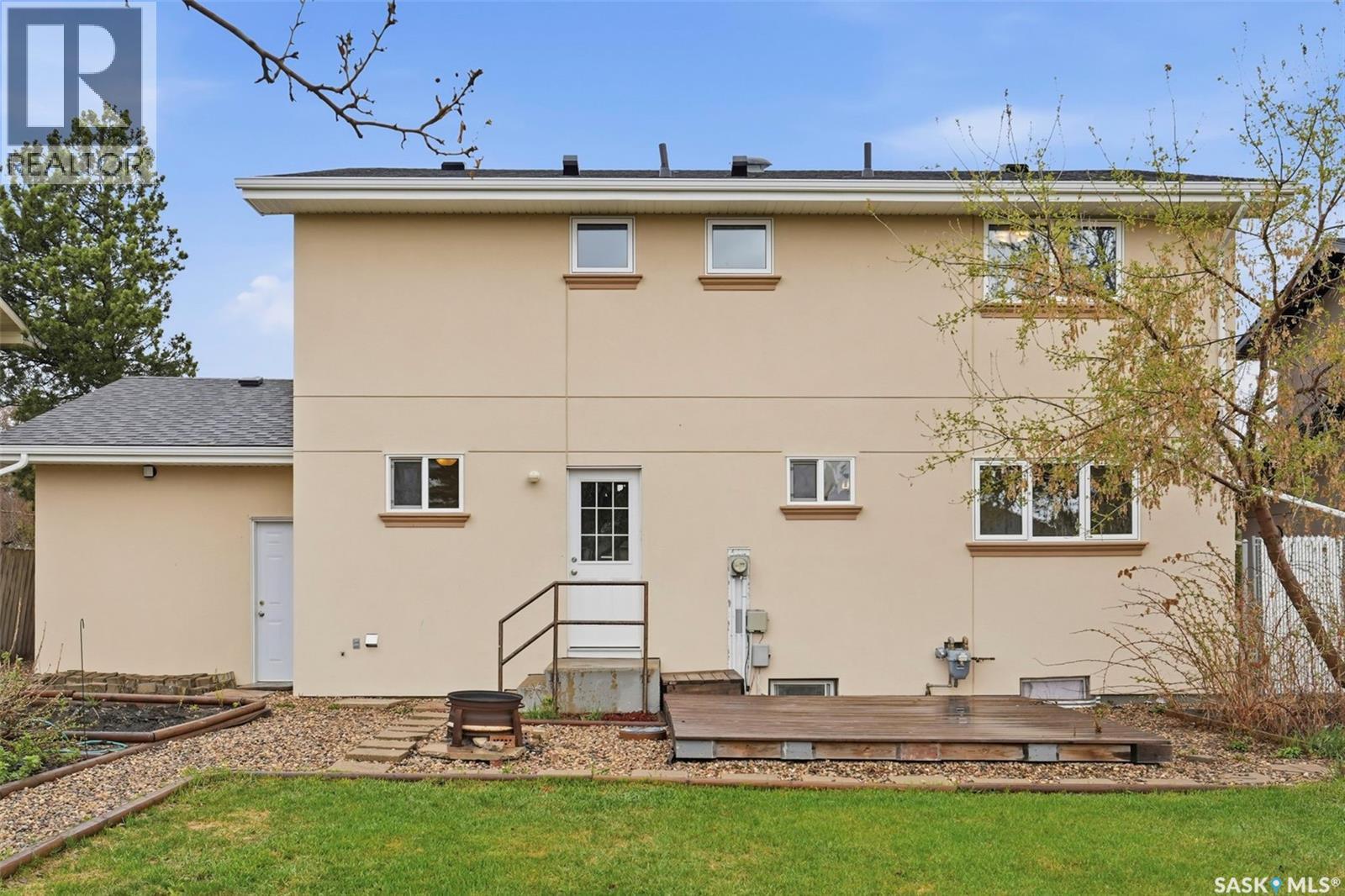 3413 Balfour STREET - 33