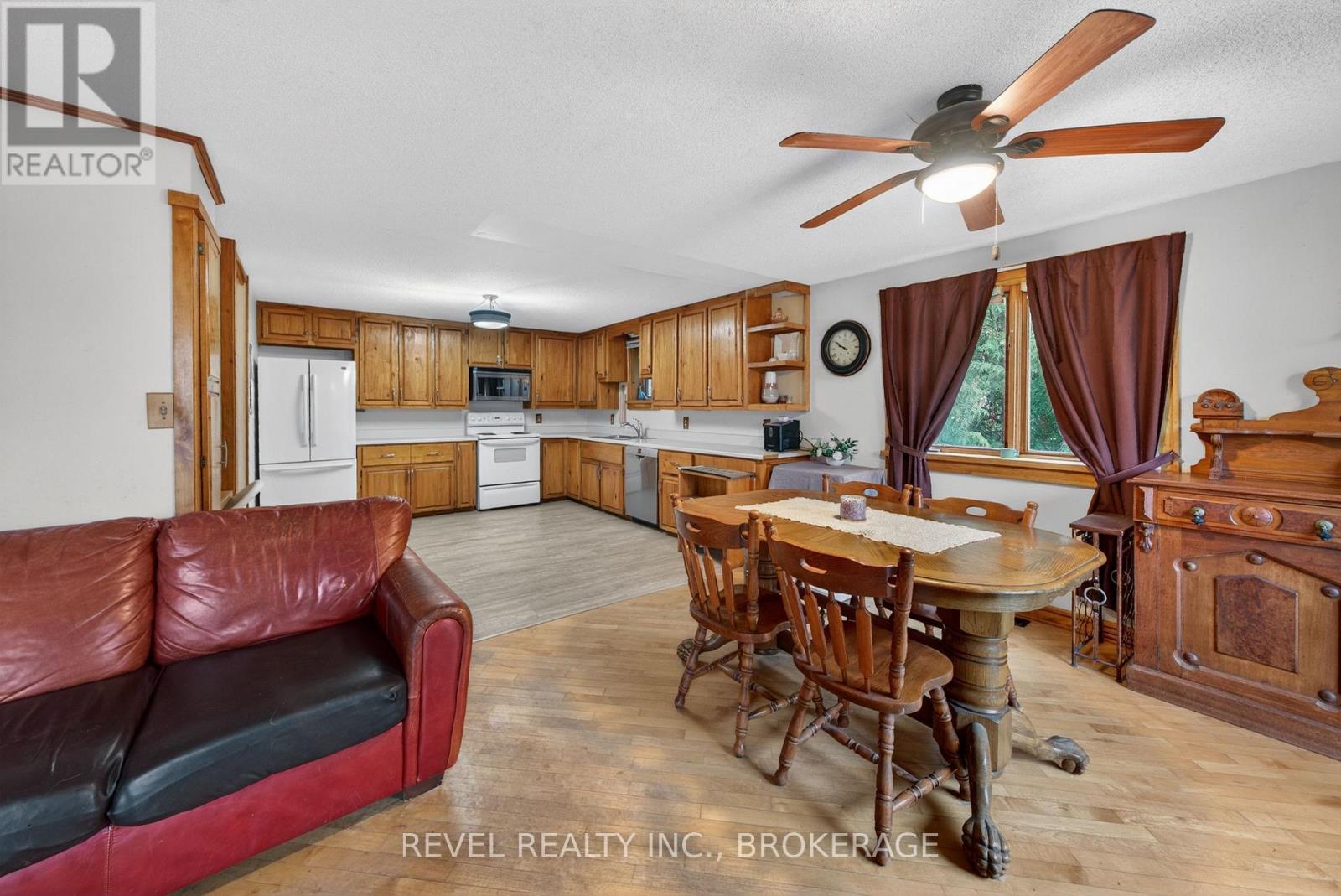 4331 MILL STREET - 14