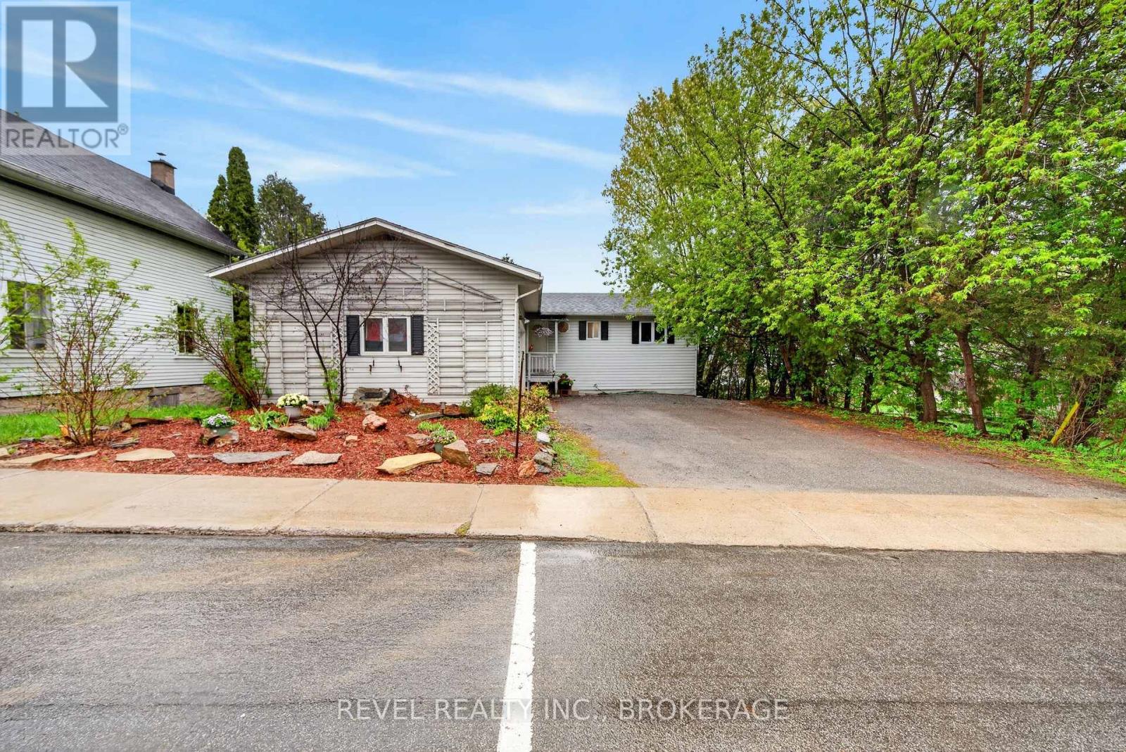 4331 MILL STREET - Image 2