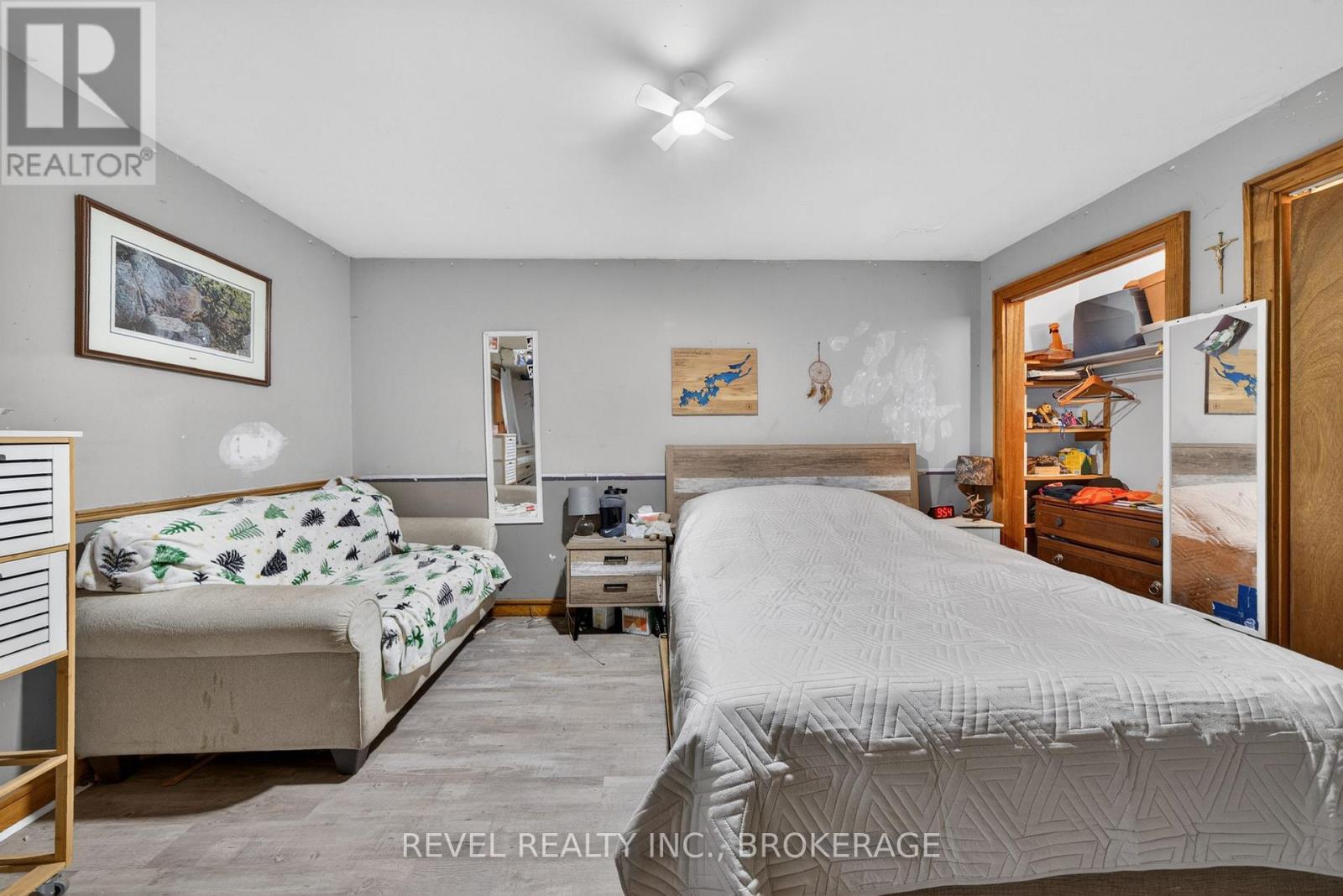4331 MILL STREET - 33