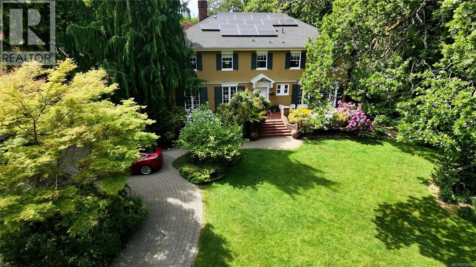 990 Terrace Ave - 66