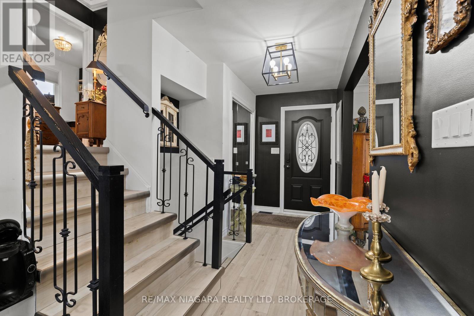 89 ENDICOTT TERRACE - 15