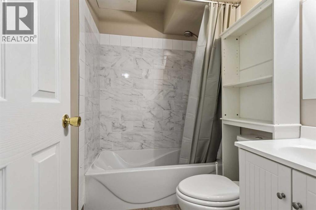 228 Parry Crescent - 27
