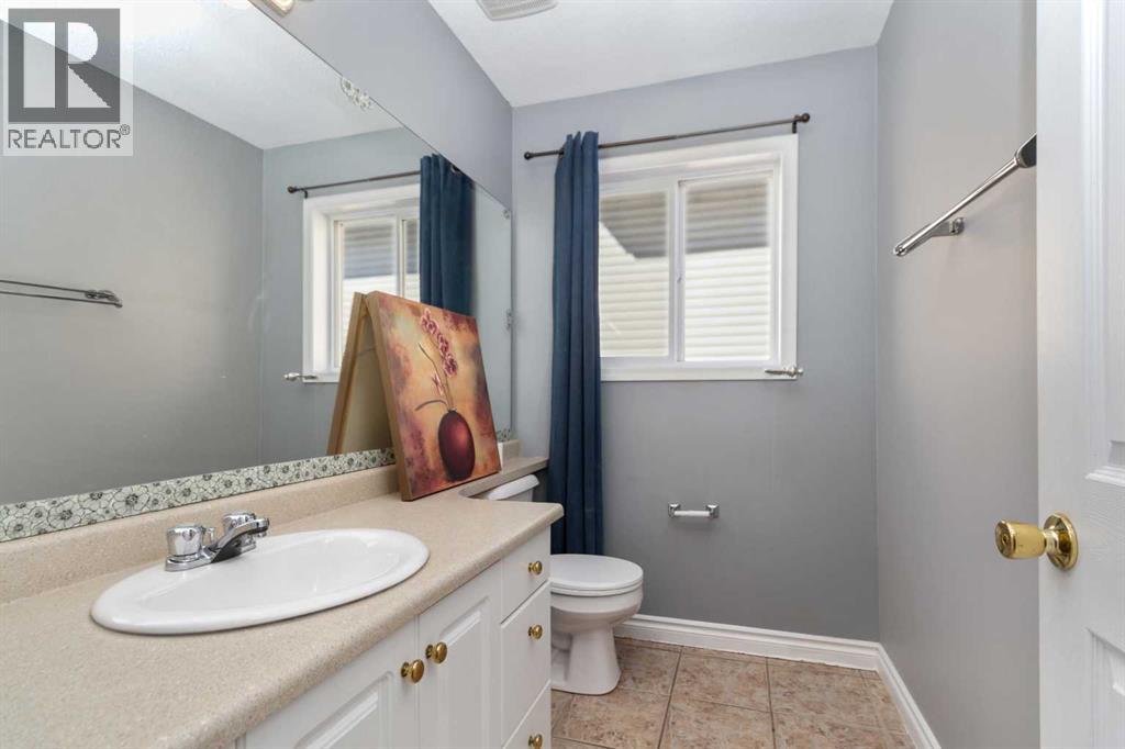 228 Parry Crescent - 11