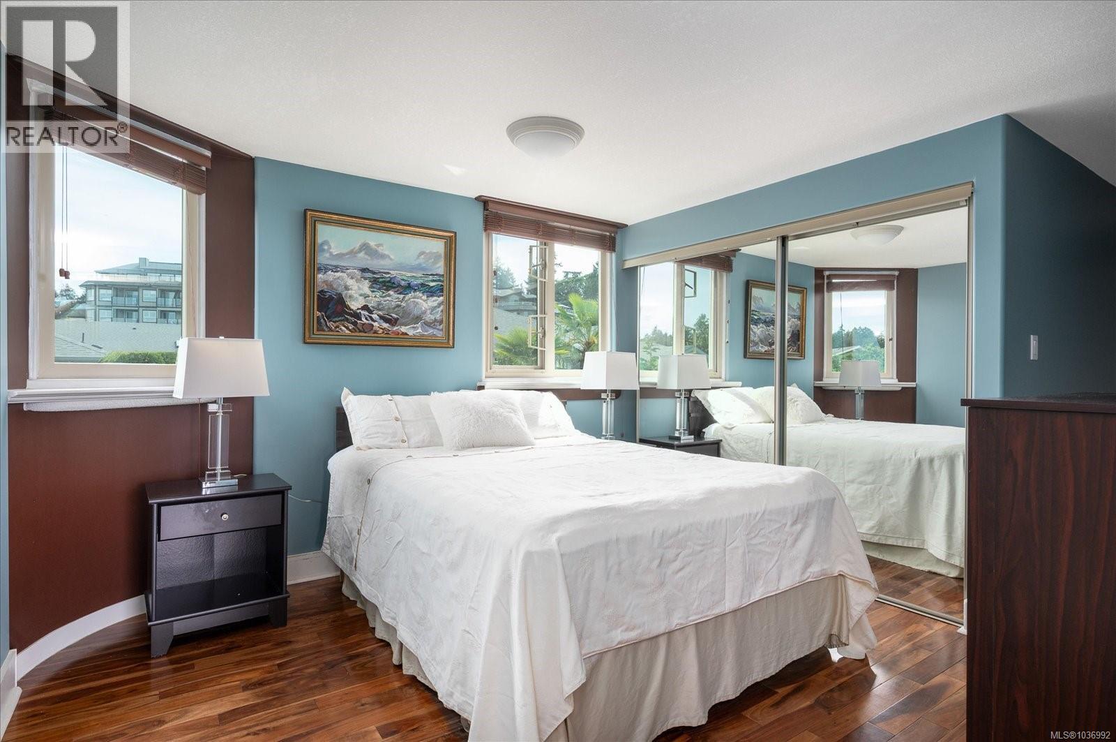 6577 Groveland Dr - 33