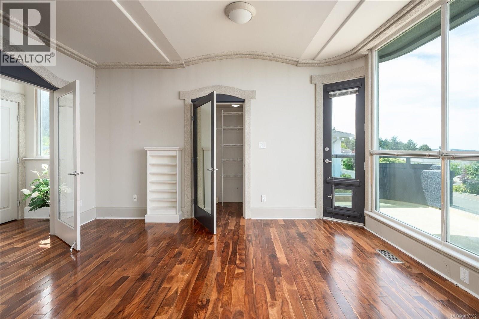 6577 Groveland Dr - 39