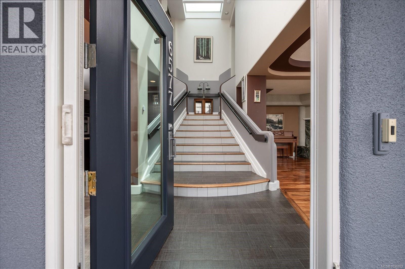 6577 Groveland Dr - 5
