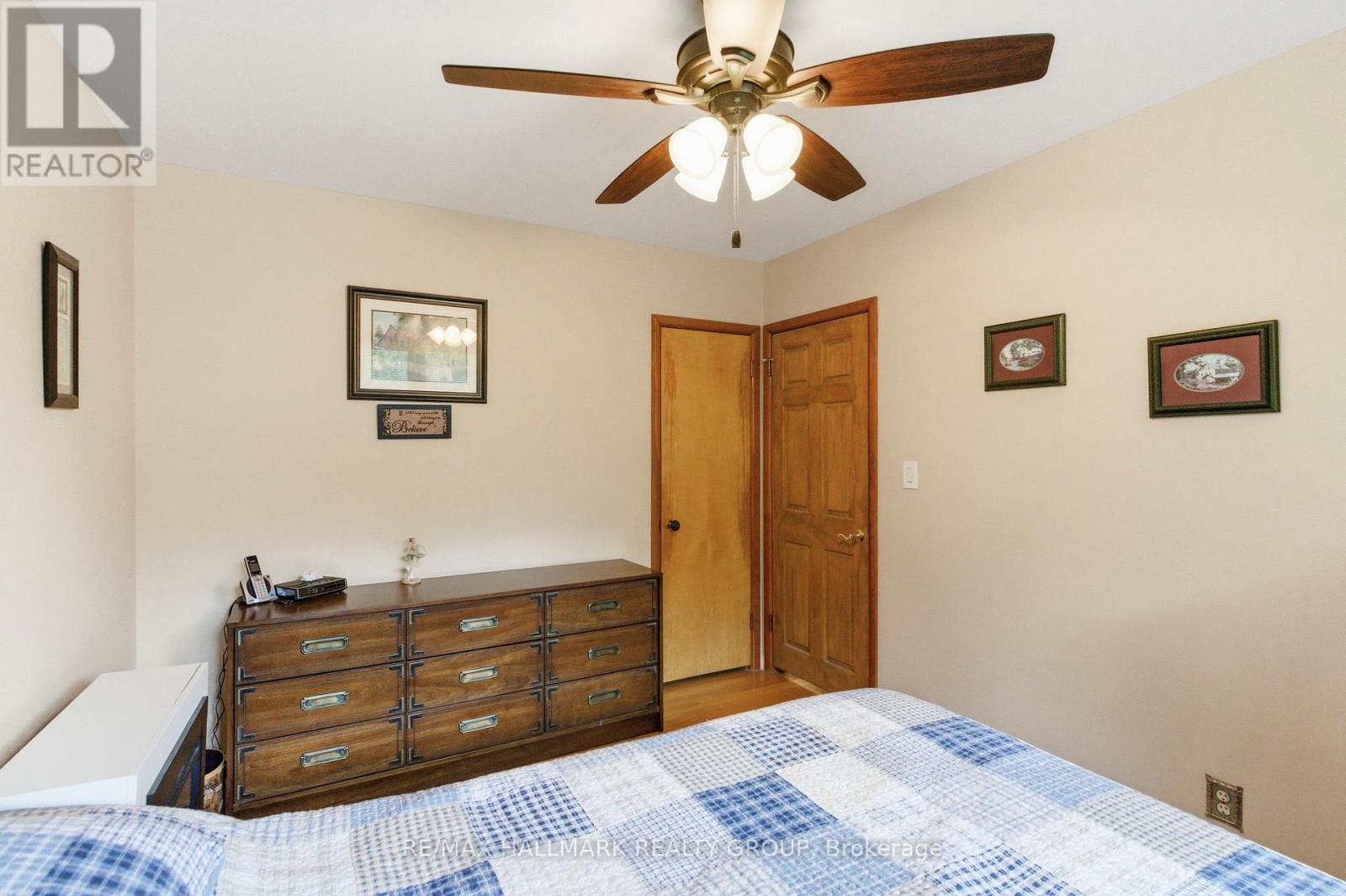 23 ALDERSHOT AVENUE - 16