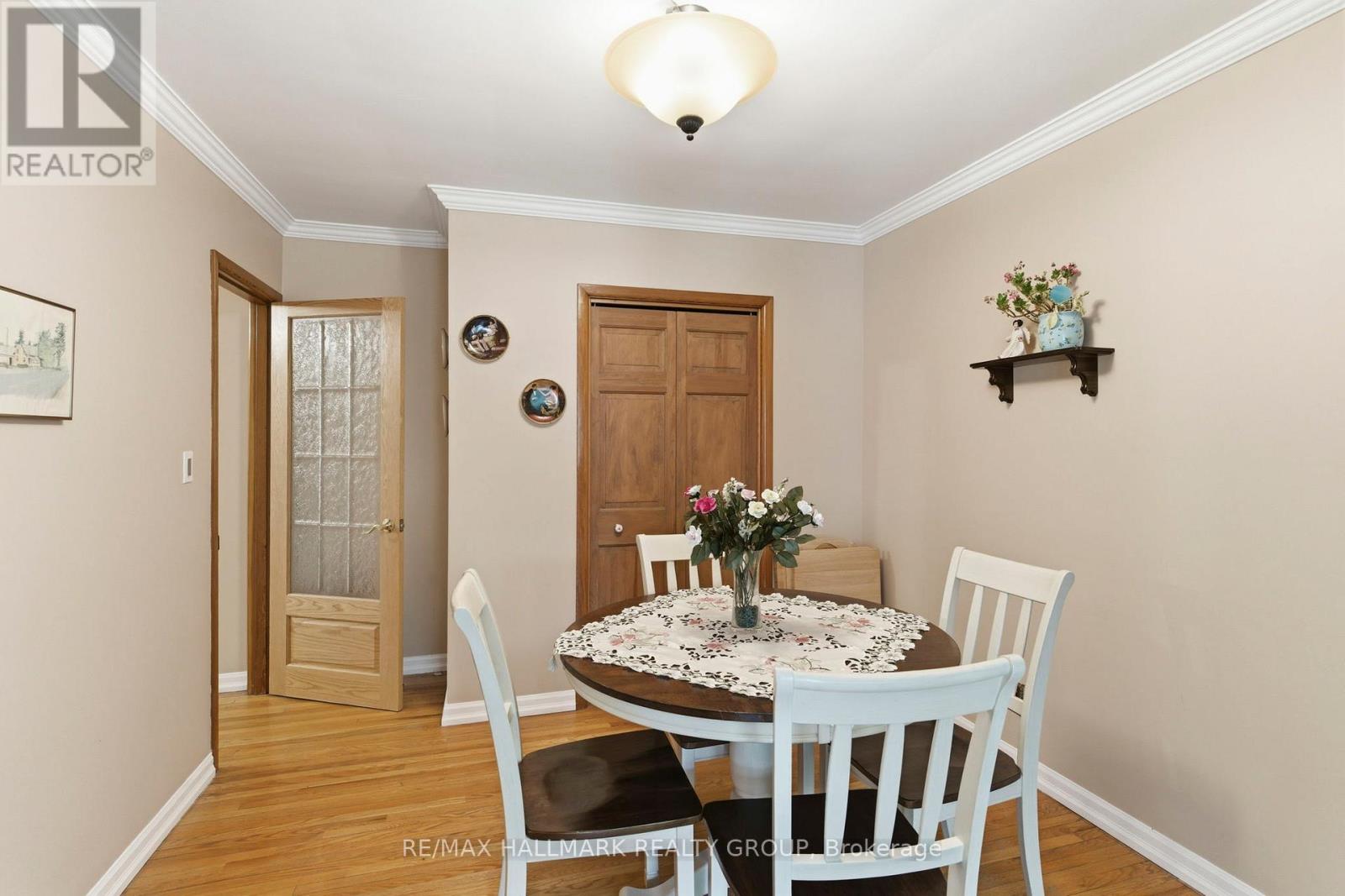23 ALDERSHOT AVENUE - 21