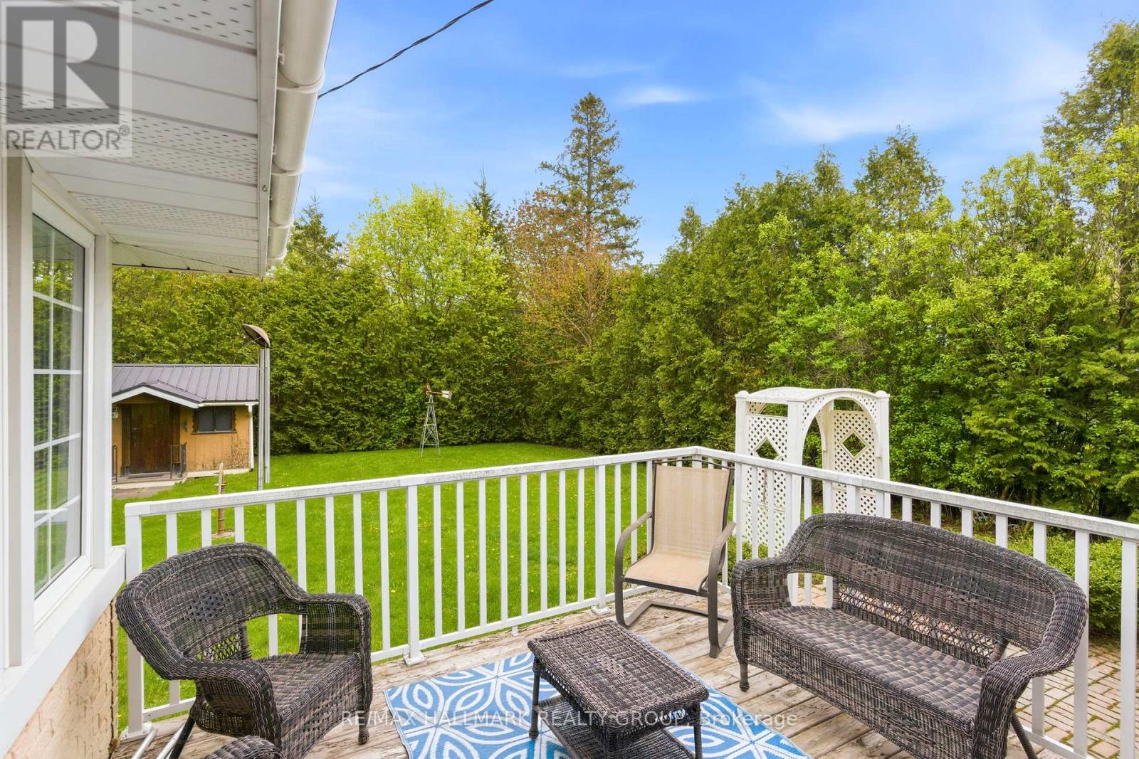 23 ALDERSHOT AVENUE - 37