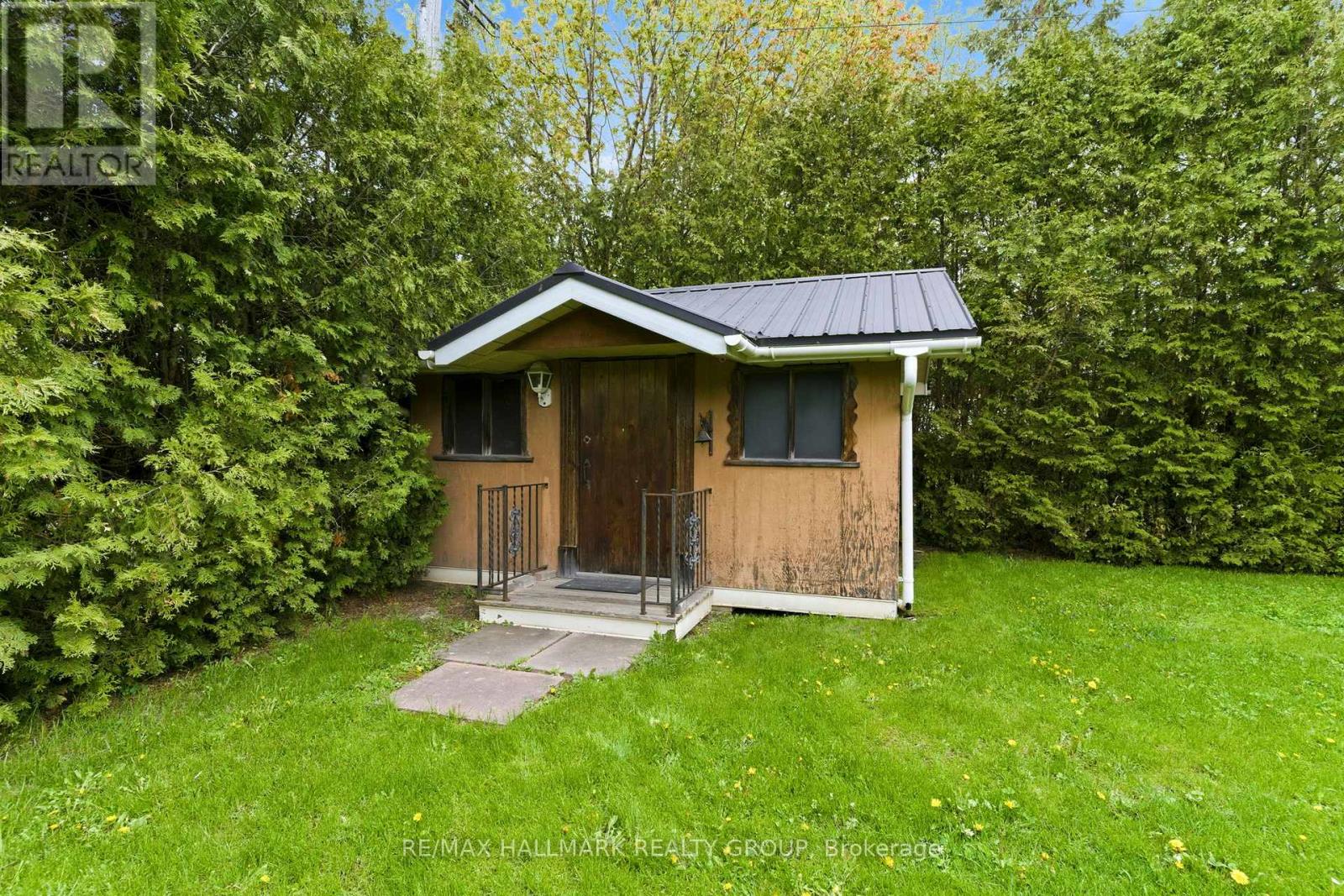 23 ALDERSHOT AVENUE - 45