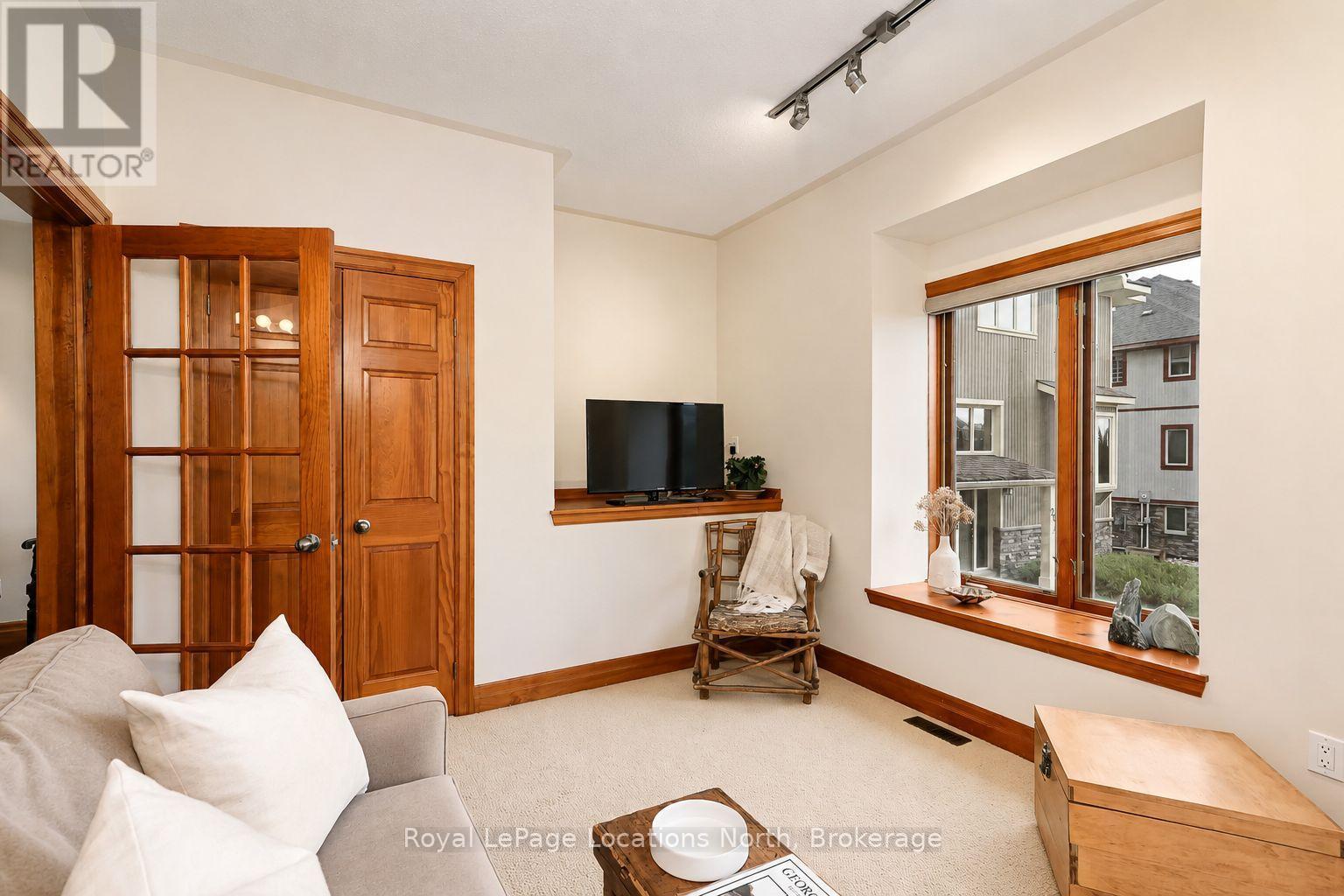 #16 224 BLUESKI GEORGE CRESCENT - Image 19