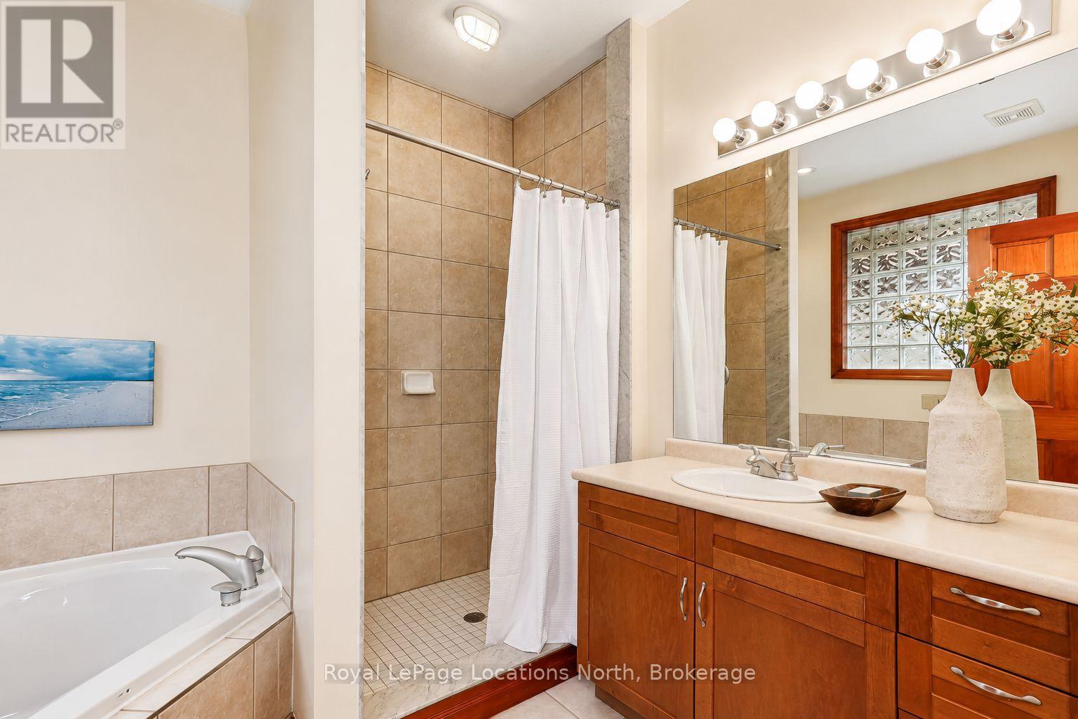 #16 224 BLUESKI GEORGE CRESCENT - Image 27