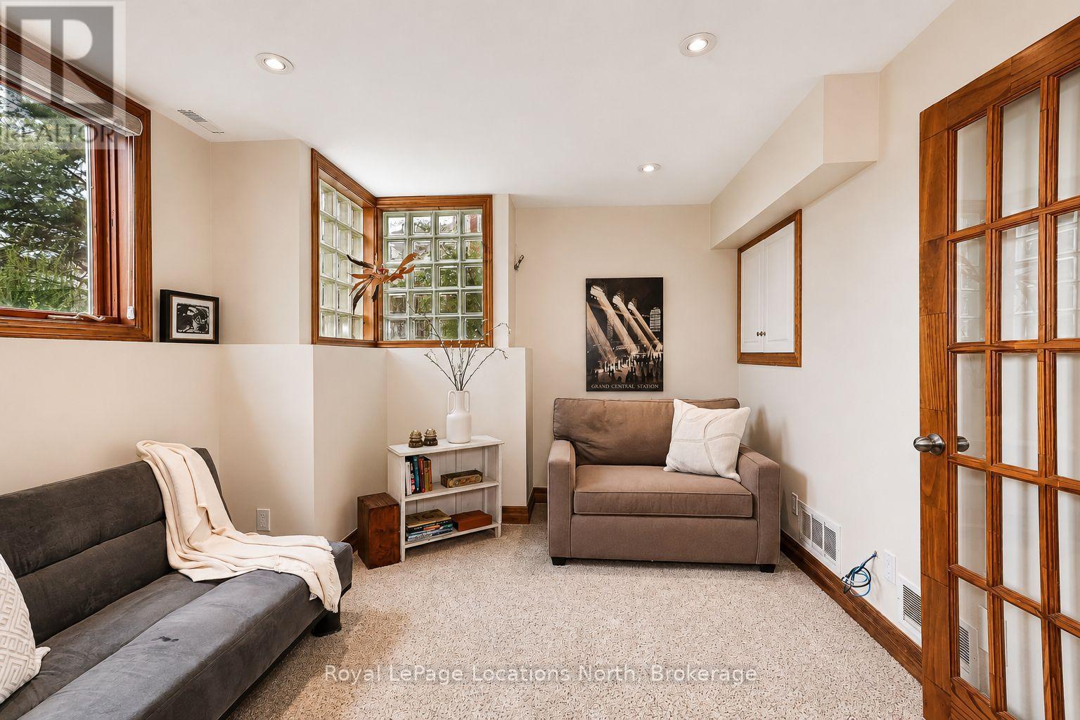 #16 224 BLUESKI GEORGE CRESCENT - Image 35