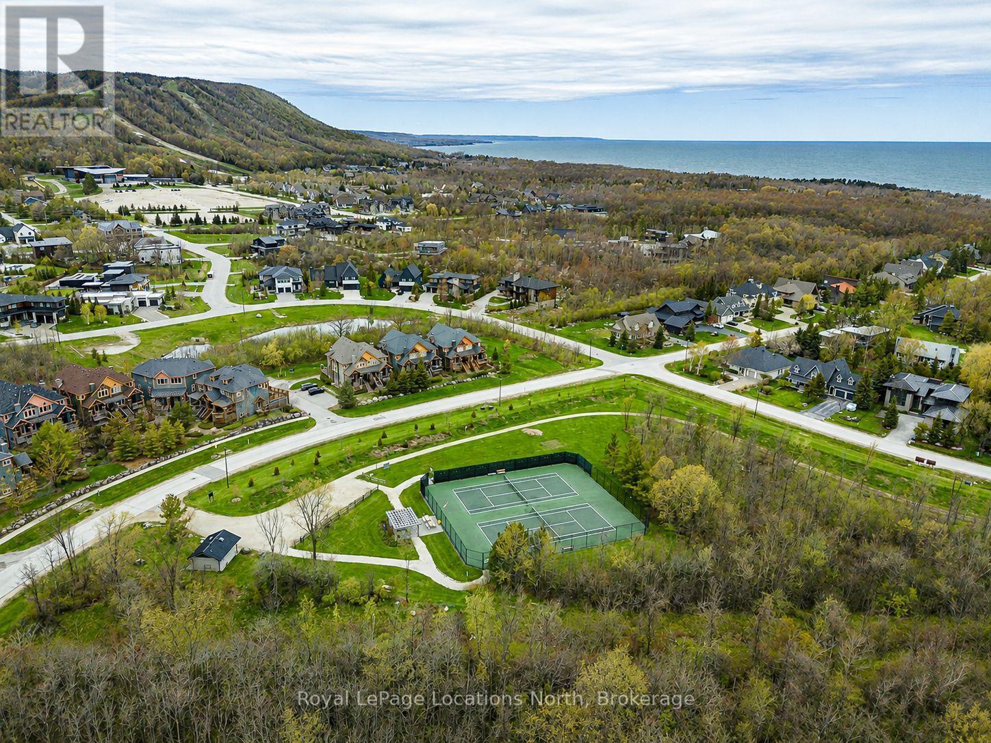 #16 224 BLUESKI GEORGE CRESCENT - Image 44
