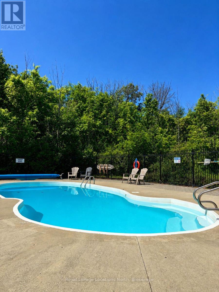 #16 224 BLUESKI GEORGE CRESCENT - 46