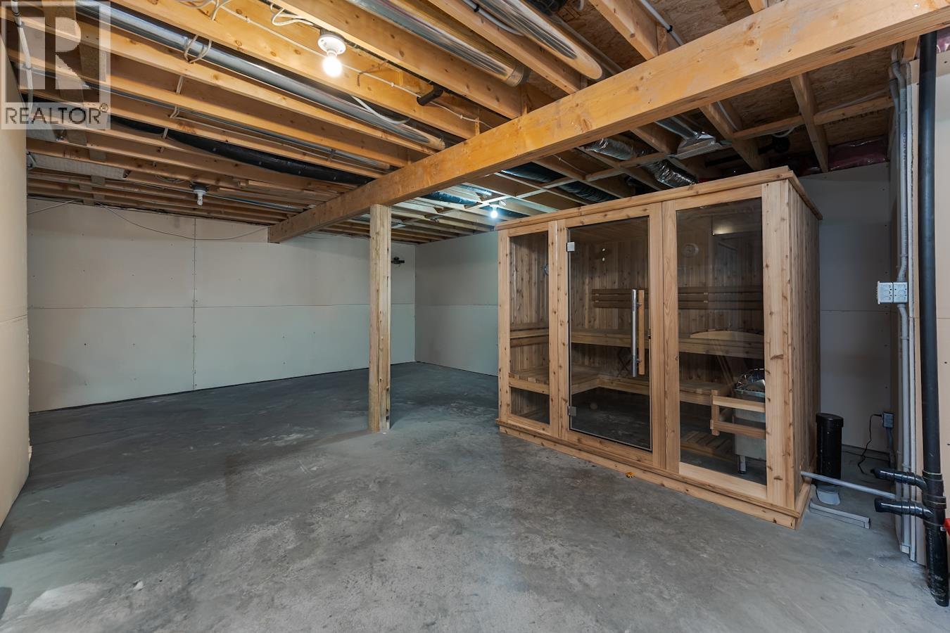 7657 GRAYSHELL ROAD, Prince George