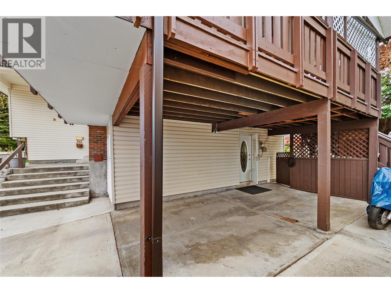179 Monmouth Drive - 36