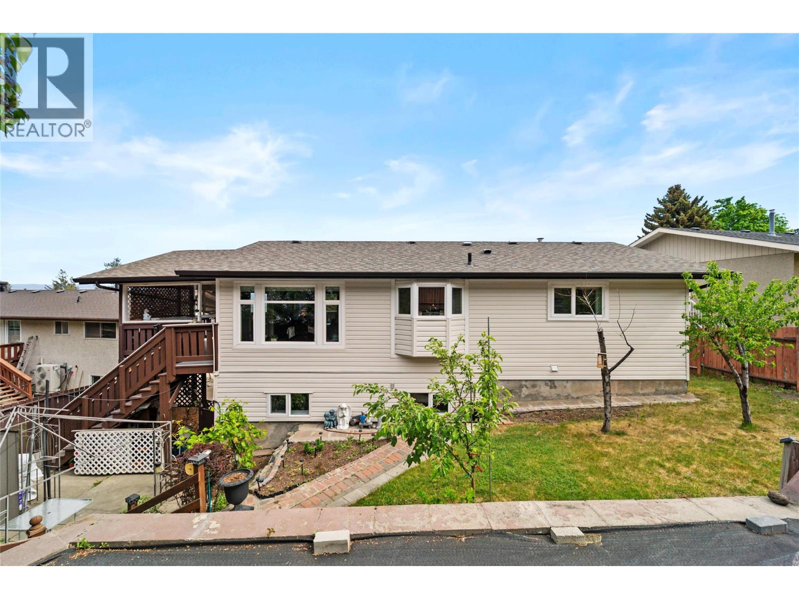 179 Monmouth Drive - 37