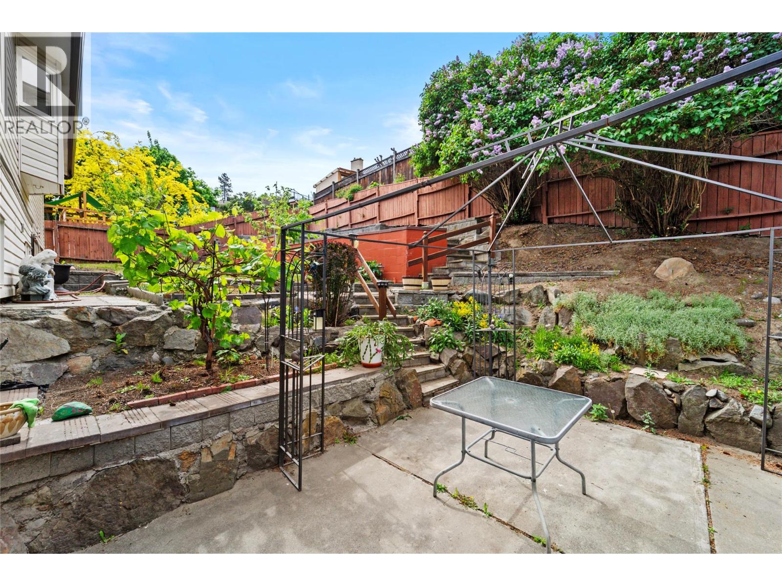 179 Monmouth Drive - 40