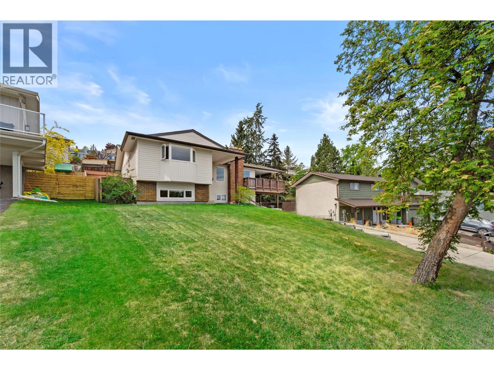 179 Monmouth Drive - 41