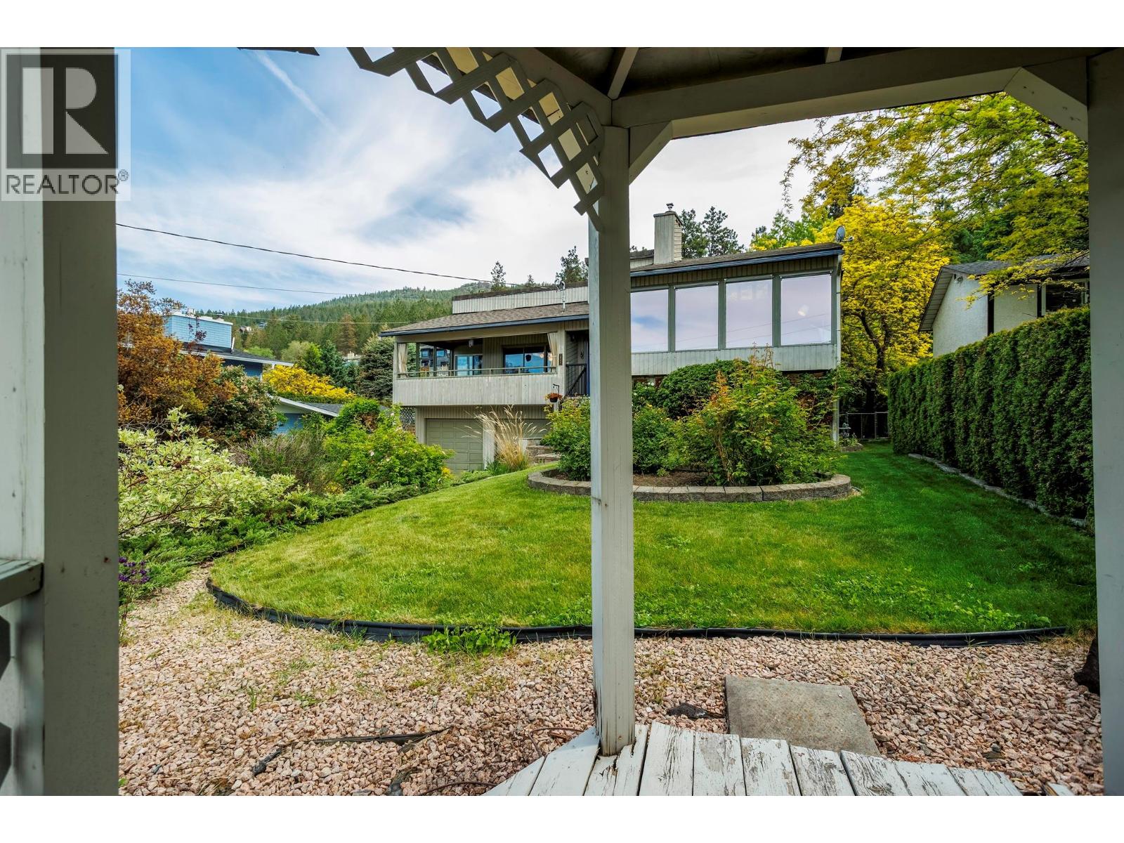 13227 McCreight Road, Lake Country