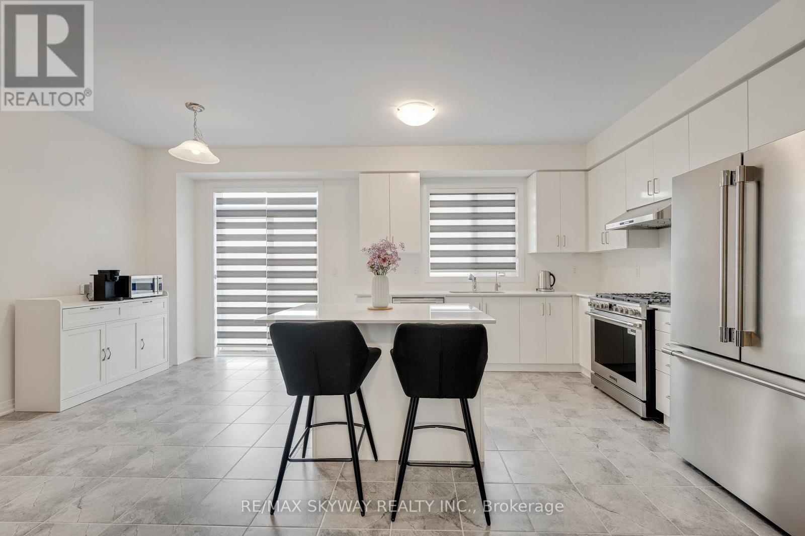 163 WILMOT ROAD - 11