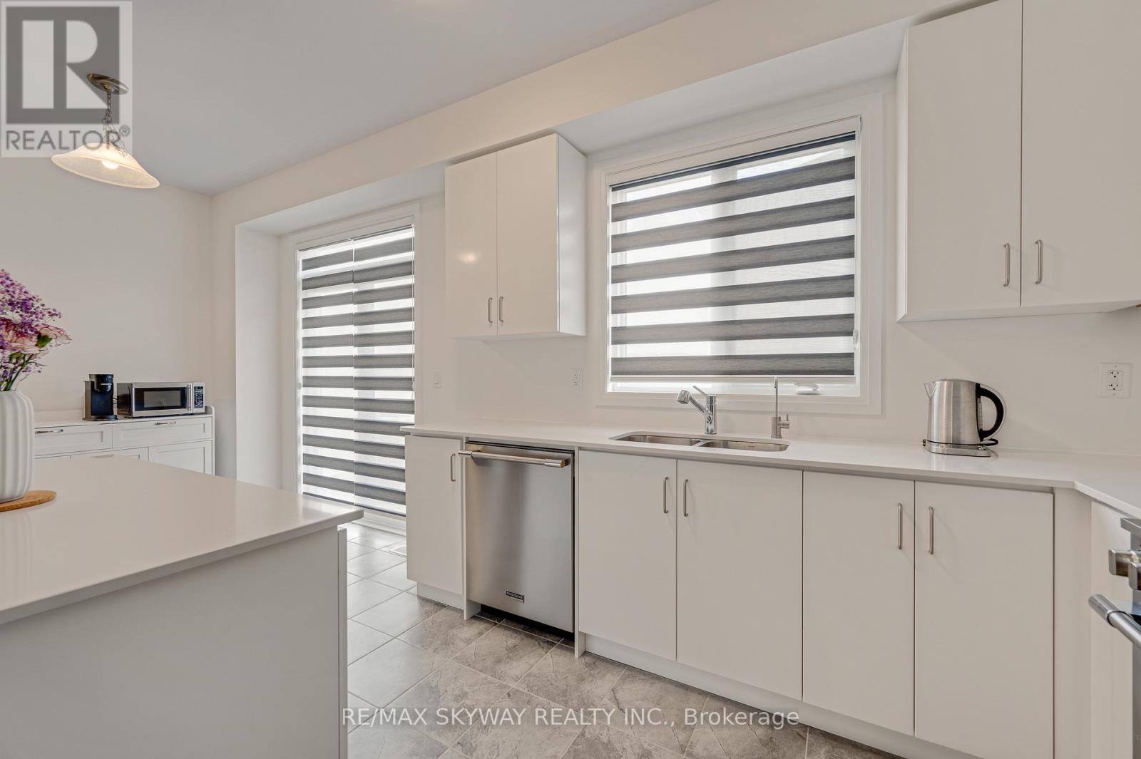 163 WILMOT ROAD - 13