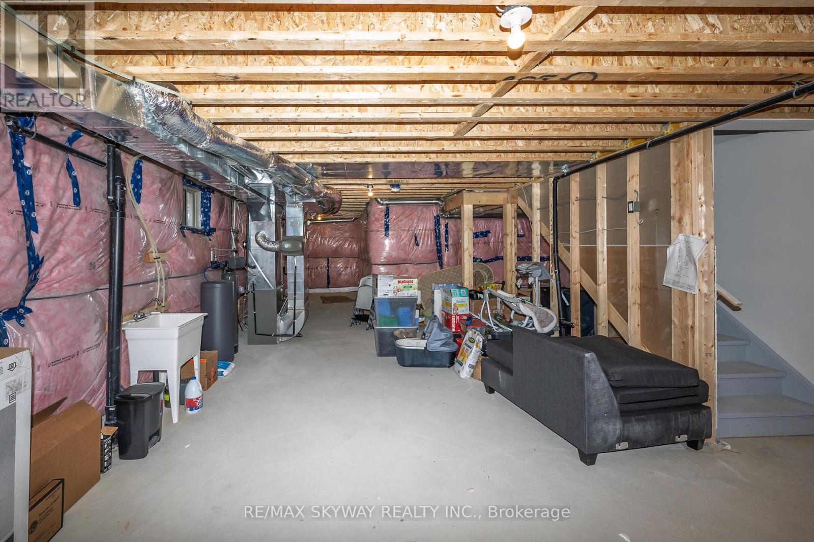 163 WILMOT ROAD - 27