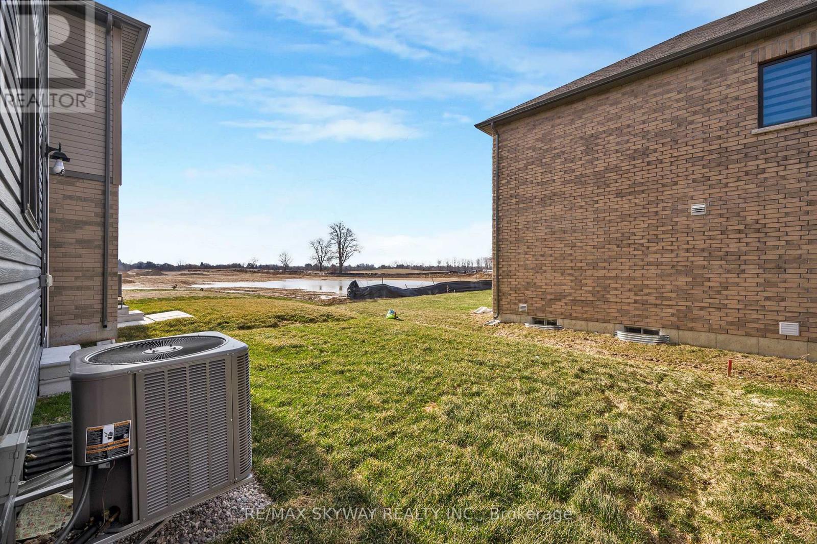 163 WILMOT ROAD - 30