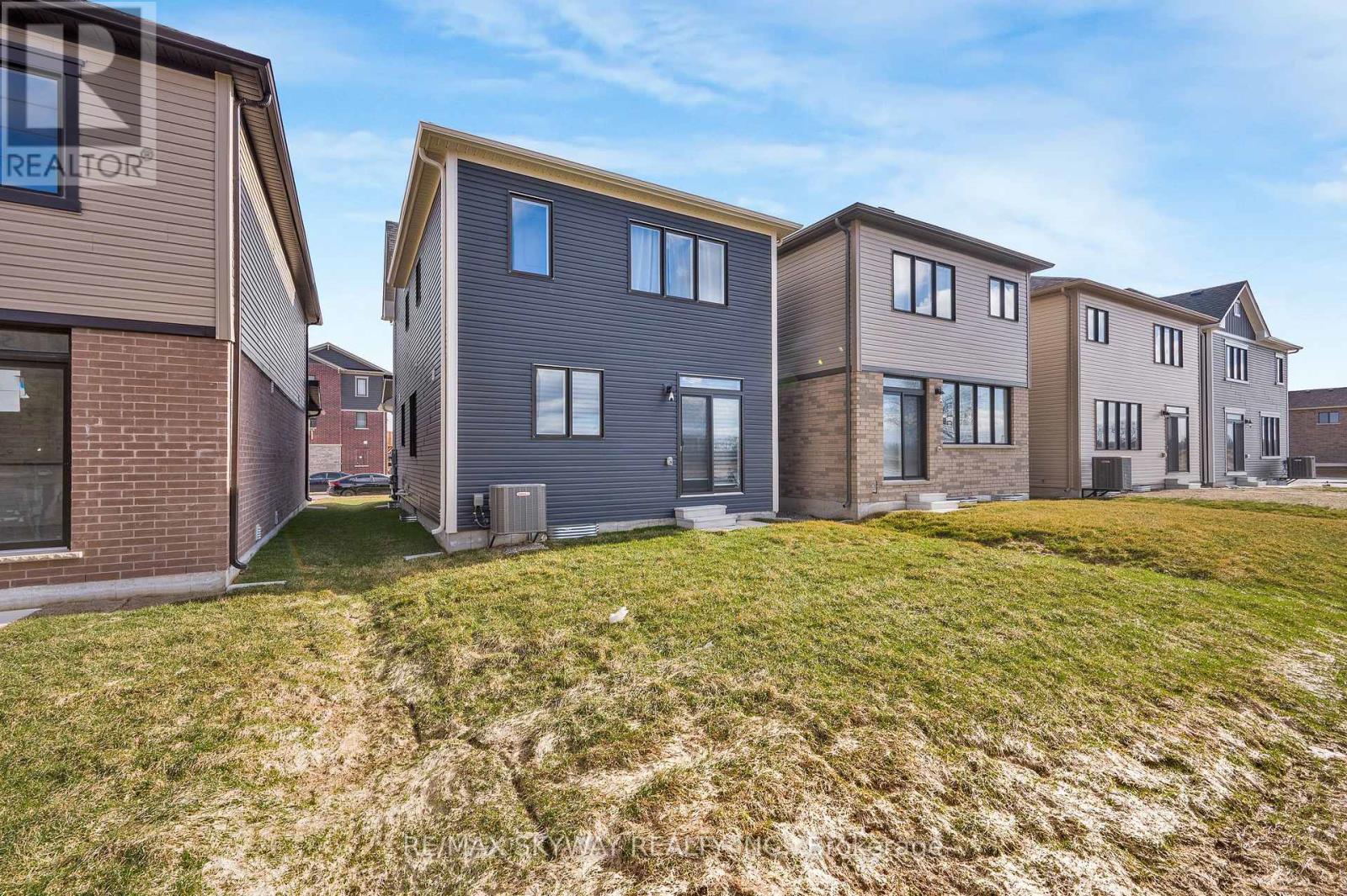 163 WILMOT ROAD - 31