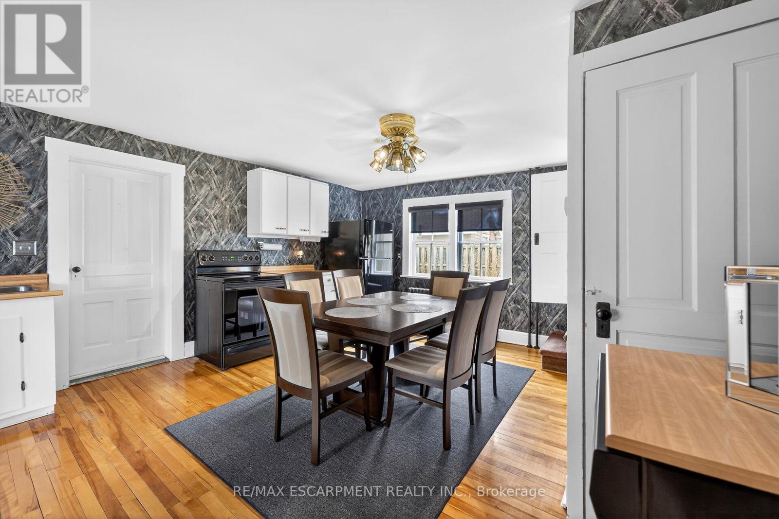 35 OTTAWA STREET S - 14