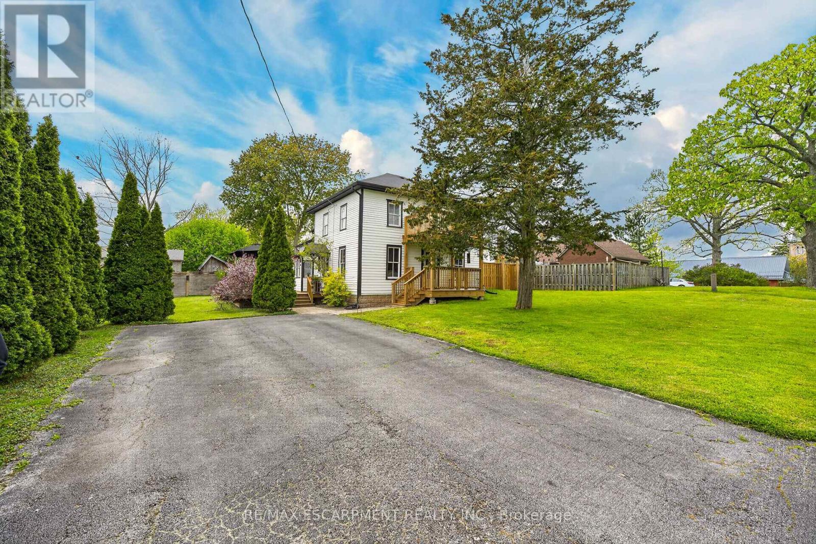 35 OTTAWA STREET S - 38