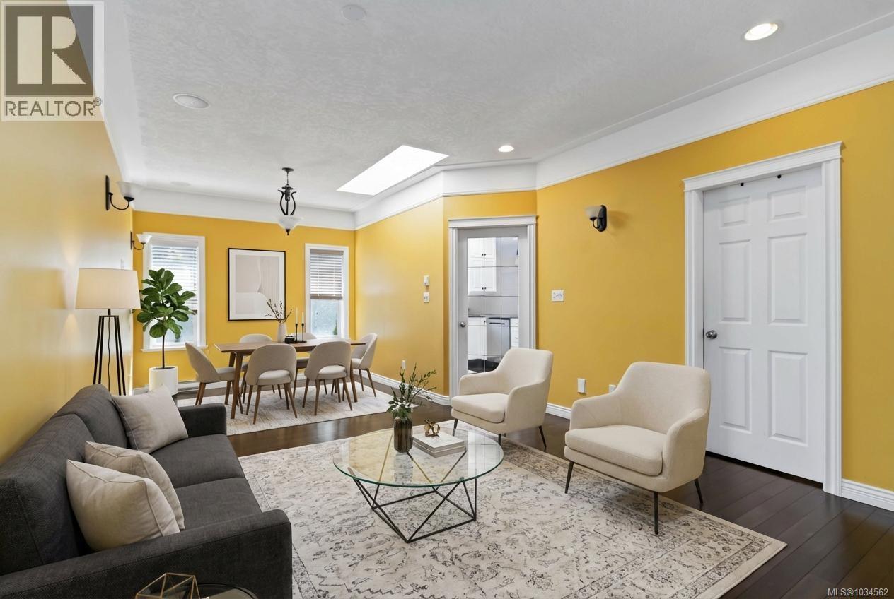 808 Jagdeep Pl - 12