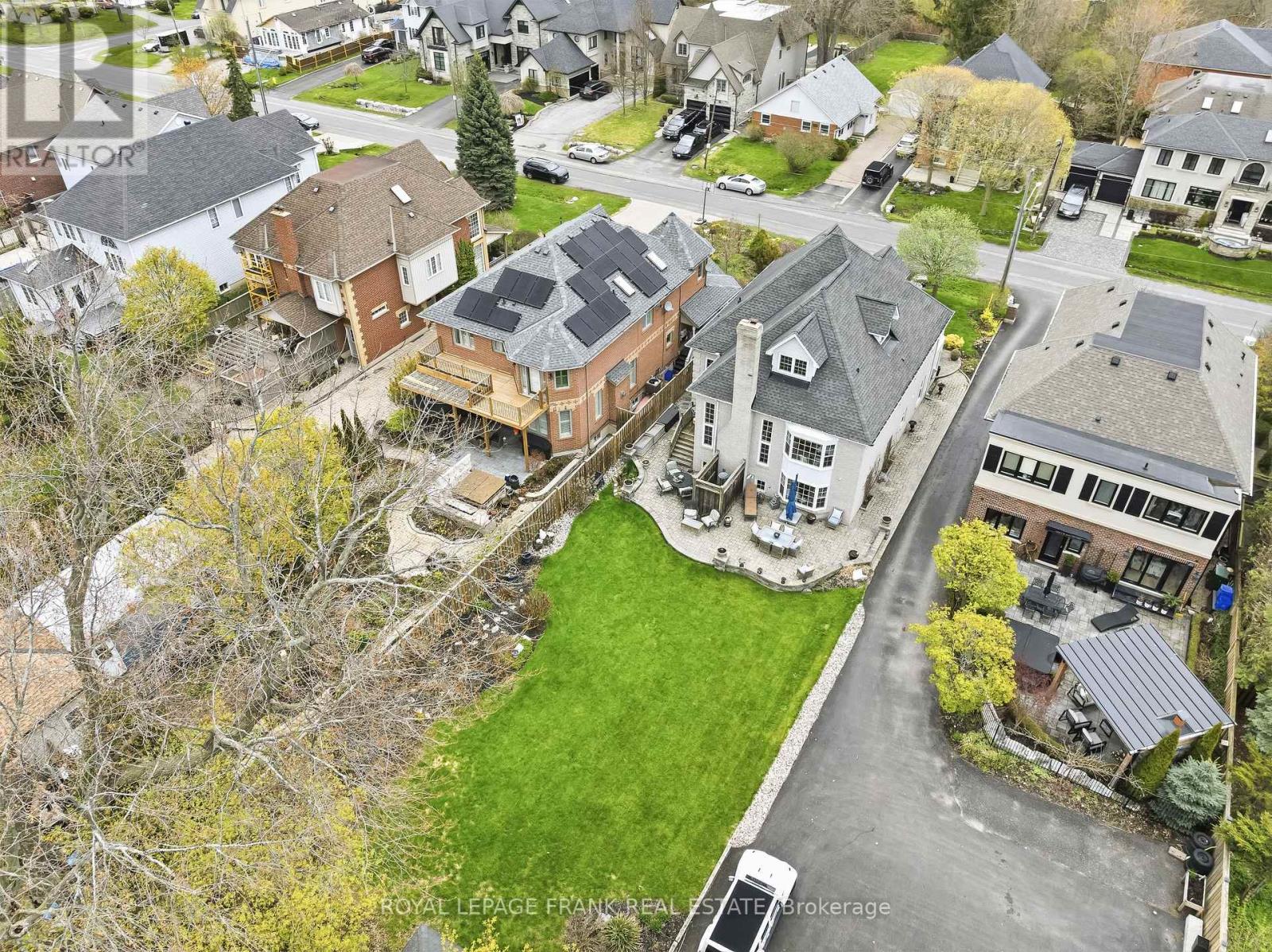 470 POPLAR AVENUE - 47