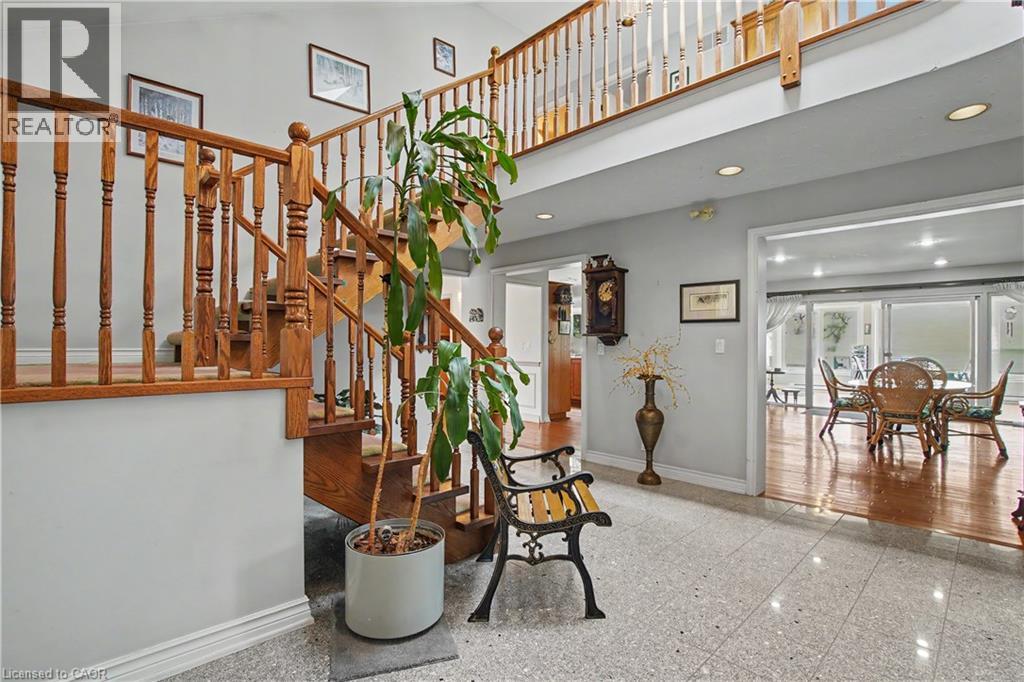 1061 NORTH SERVICE Road - 7