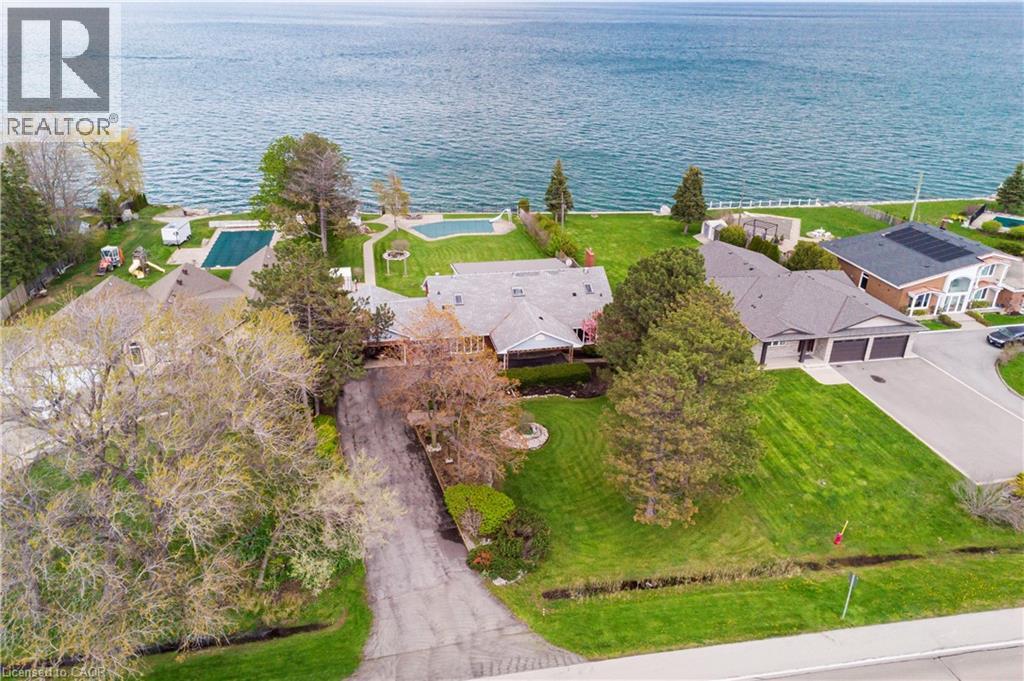 1061 NORTH SERVICE Road - 46