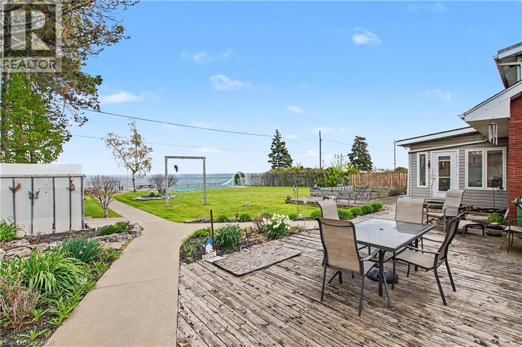 1061 NORTH SERVICE Road - 34