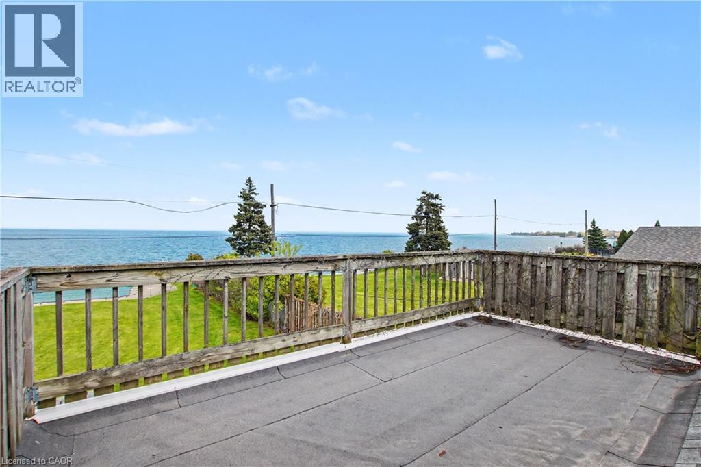1061 NORTH SERVICE Road - 41