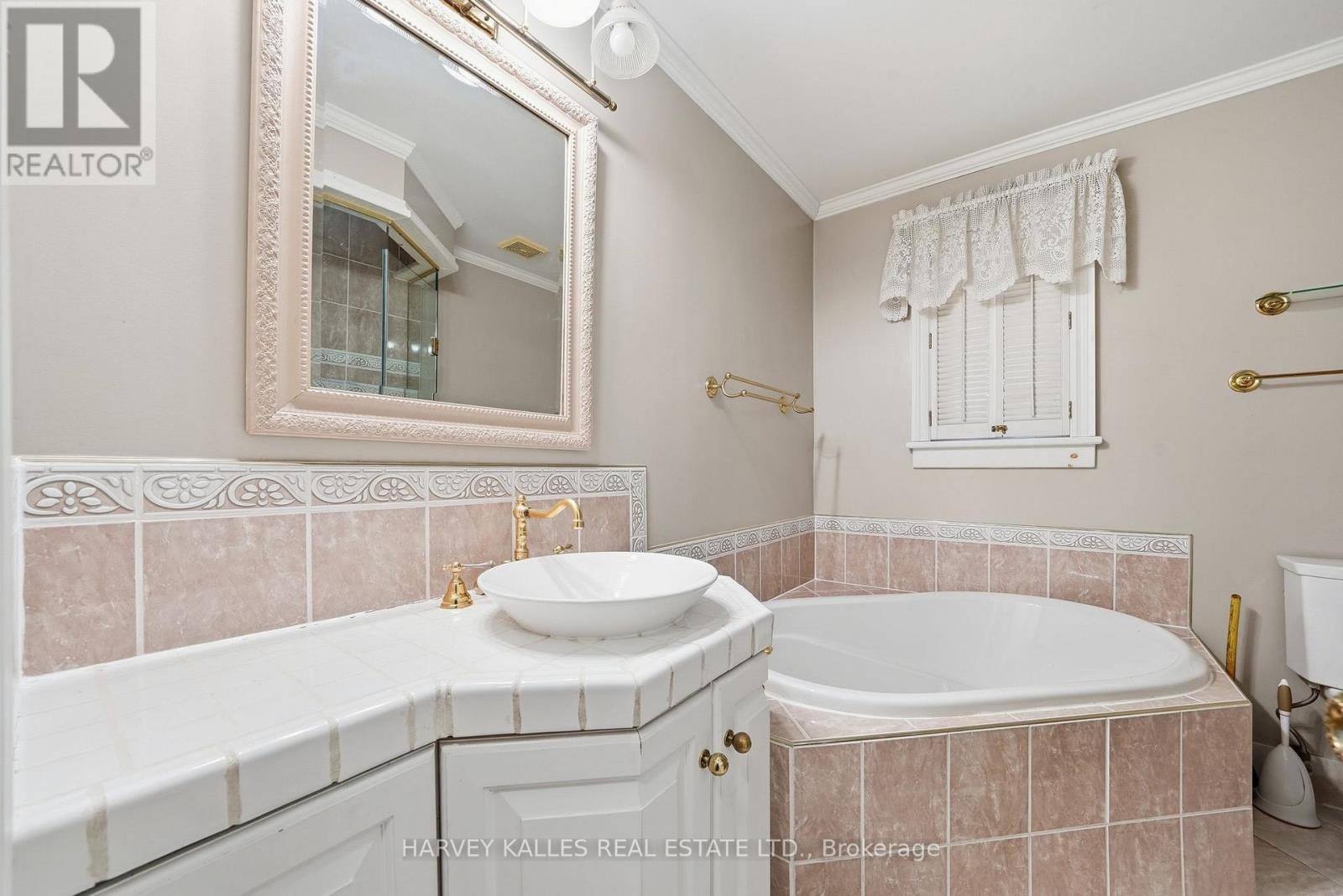 11653 LOYALIST PARKWAY - 14