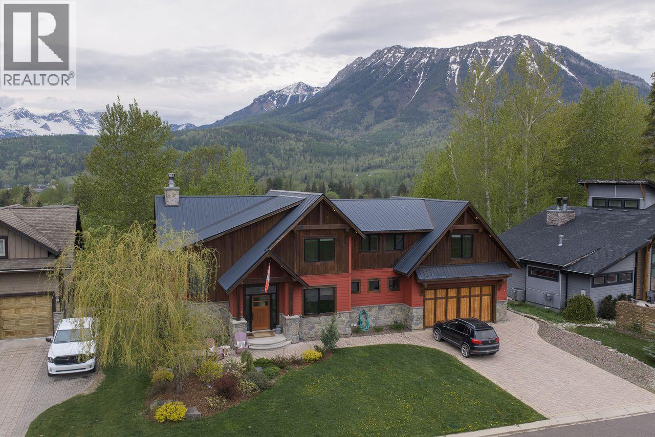 30 Silver Ridge Drive, Fernie