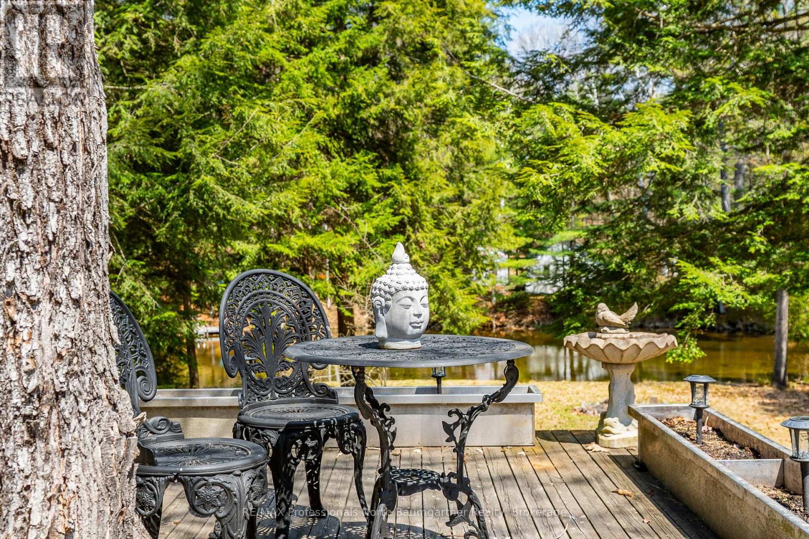 1065 CLOVERLEAF ROAD - 44